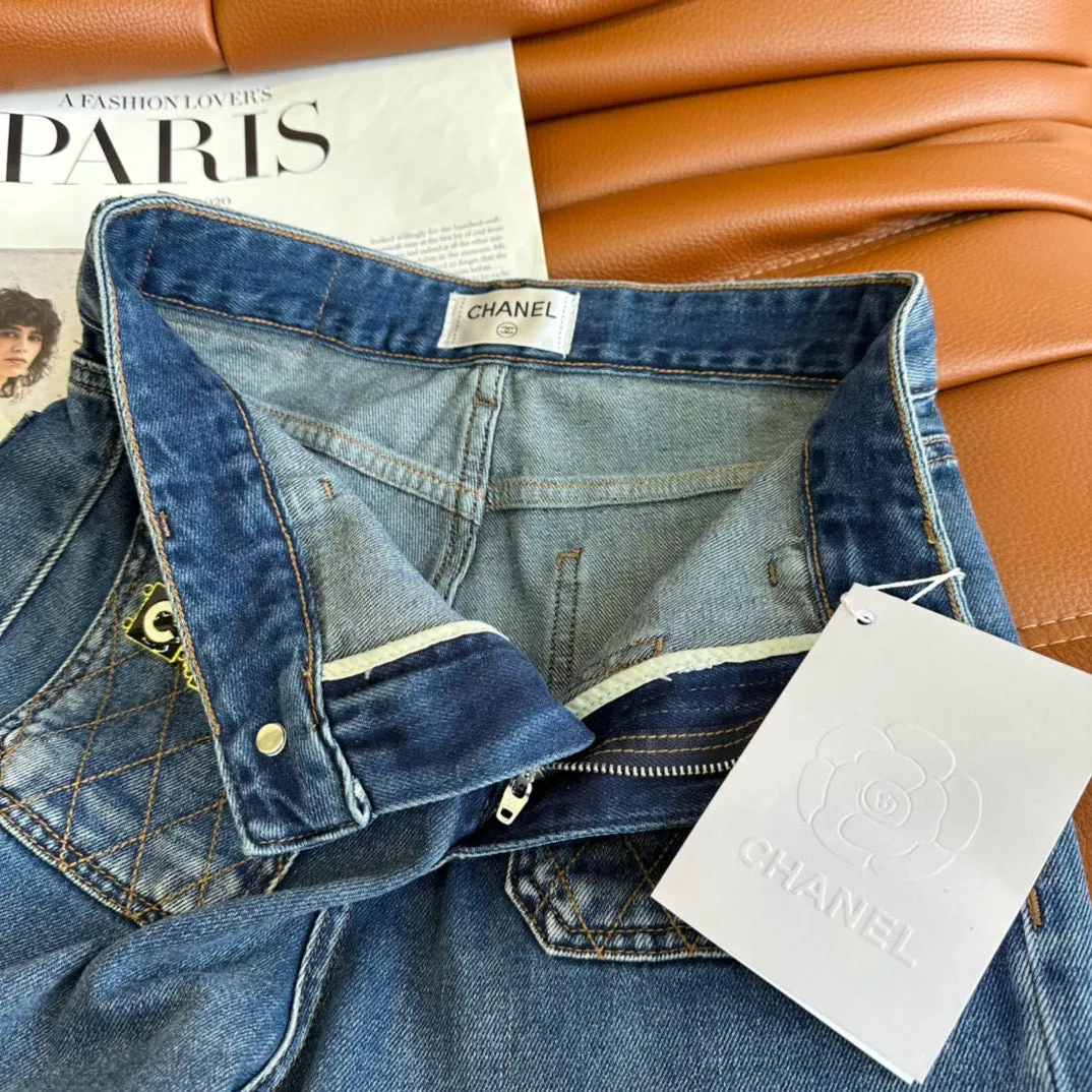 CLTH305 Chanel Jeans