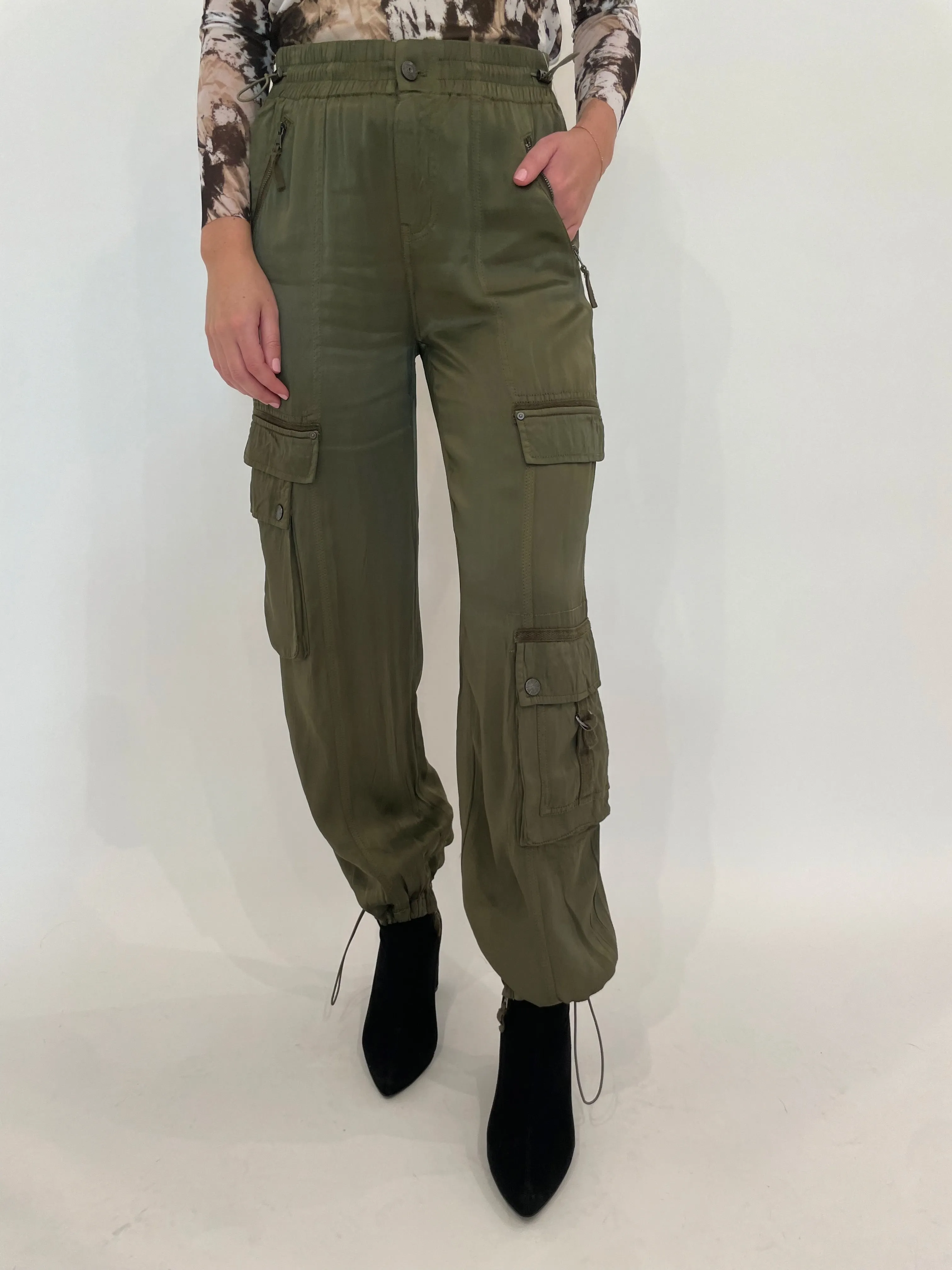 Enika Silky Cargo Pants - Pine