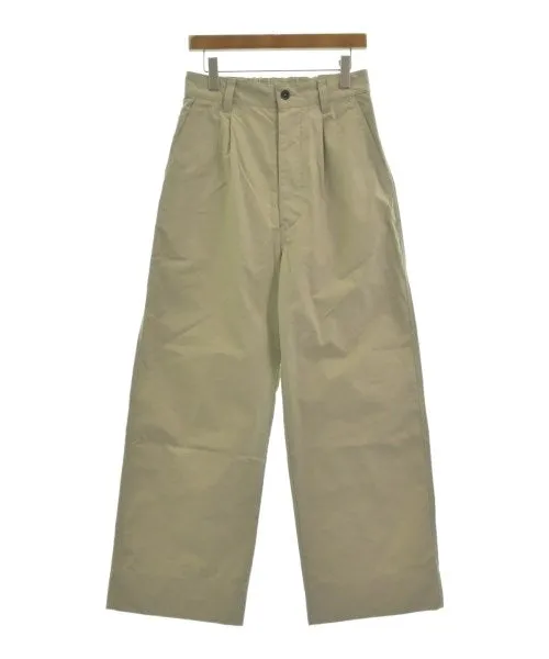 MHL. Chinos