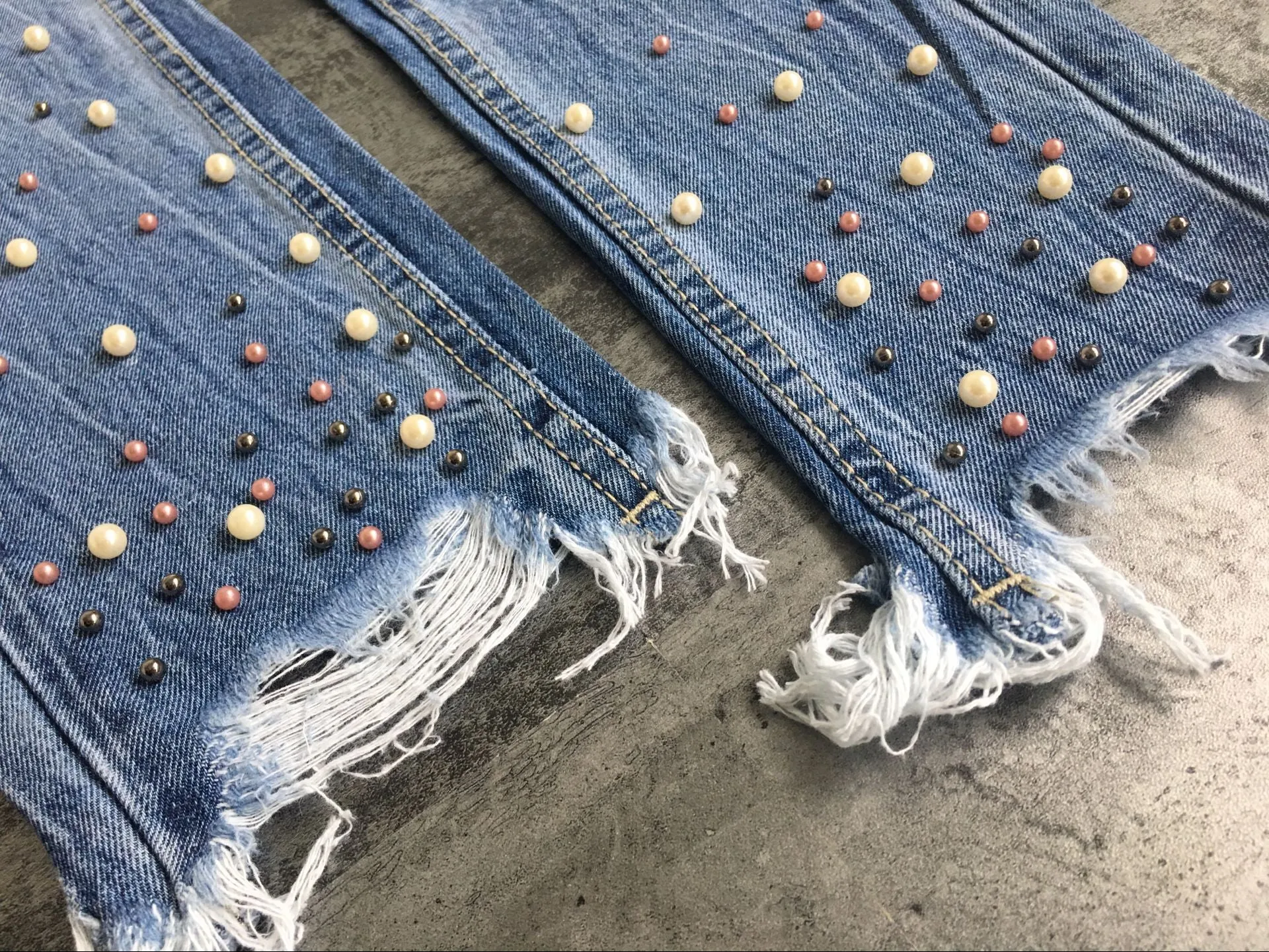 Pearl 3-color studded Denim