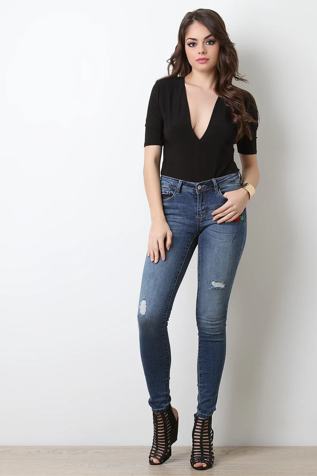 Rose Embroidery Slightly Distressed Jeans