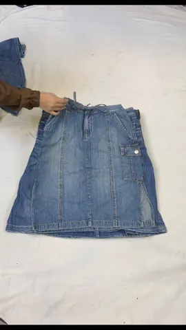 Y2K Midi Denim Skirt – Perfect for Retro Streetwear (GRV-10-024)