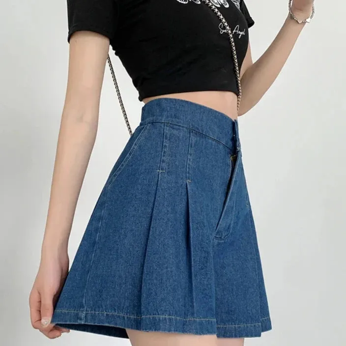 Zane Pleated Denim Shorts